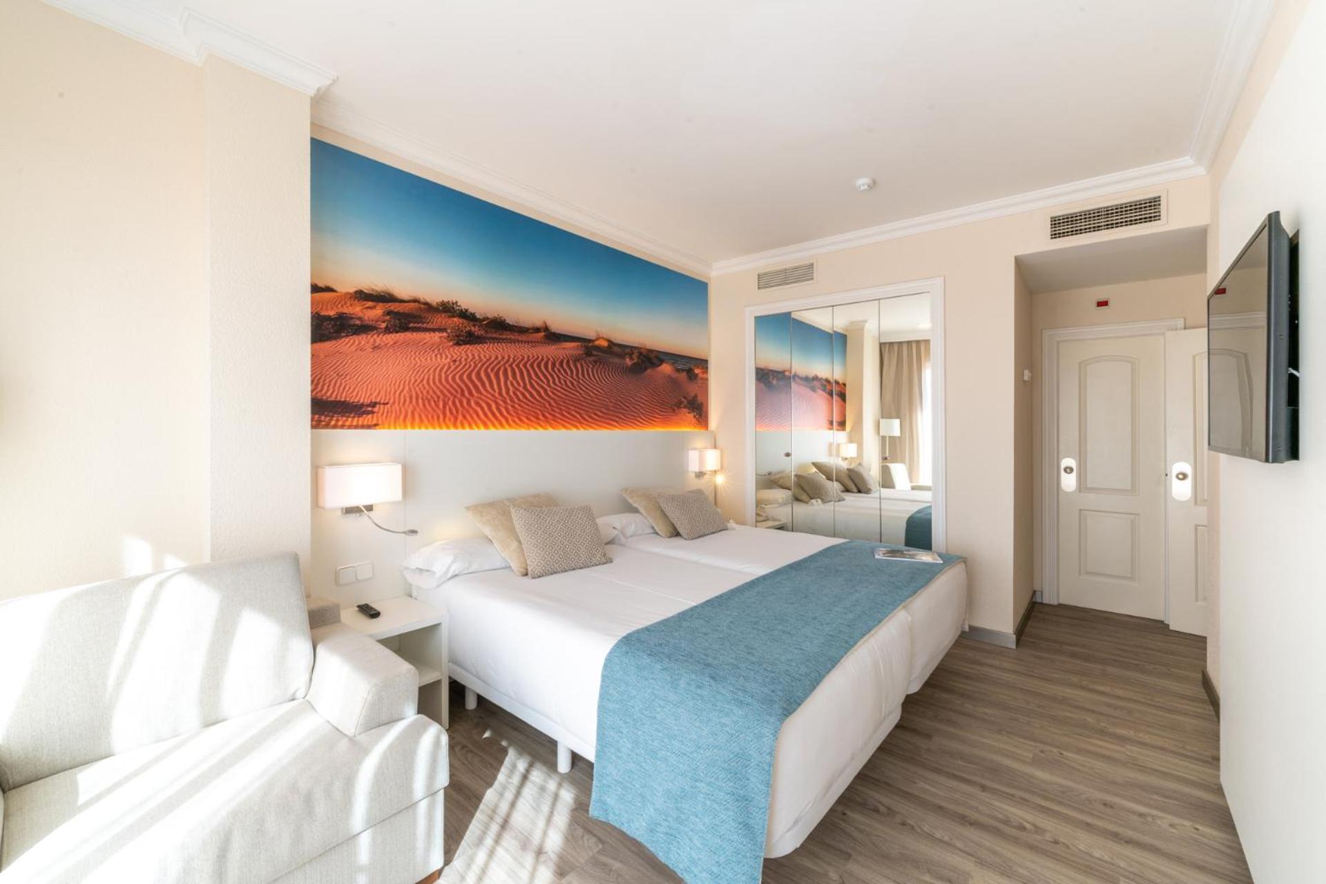 Oliva Nova Beach & Golf Hotel Bagian luar foto