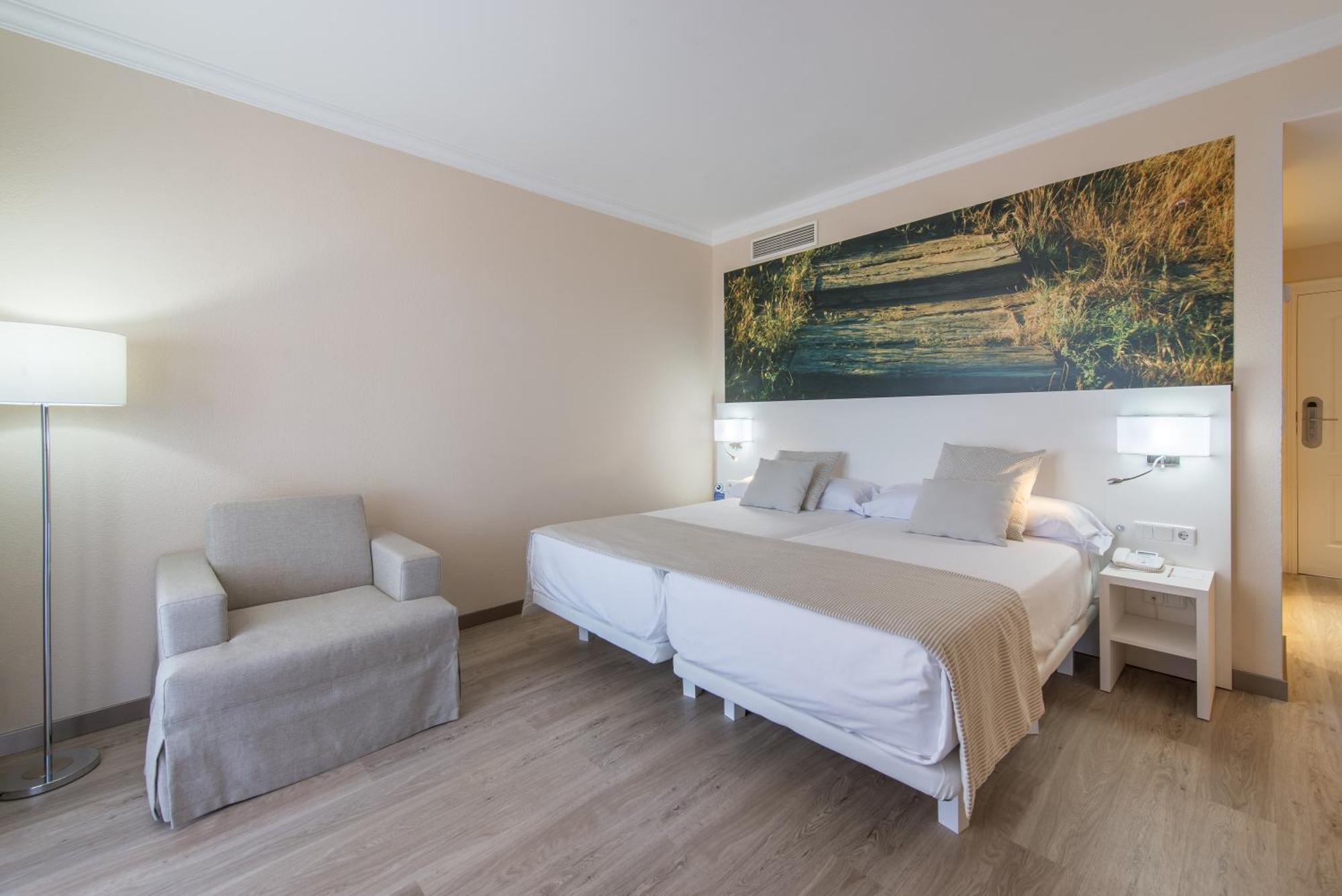 Oliva Nova Beach & Golf Hotel Bagian luar foto